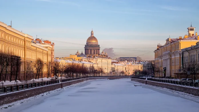 peterburg i lenoblast lidiruyut v spiske napravlenij dlya rossiyan-onlymainnews-ru-0