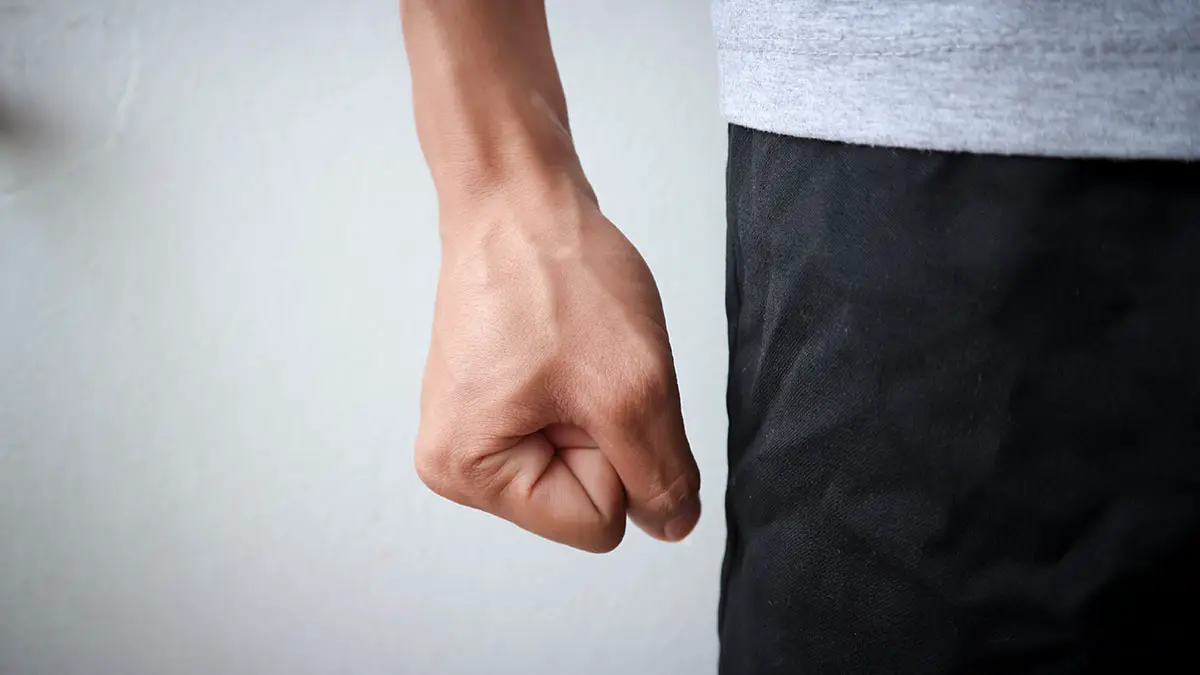 RT: Убитого девятилетнего мальчика в Петербурге могли забить до смерти