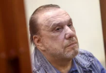 Виктор Батурин строит новую жизнь после освобождения viktor baturin stroit novuyu zhizn posle osvobozhdeniya-onlymainnews-ru-0