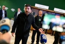 Зеленский обвинил Россию после срыва перемирия с НАТО, Песковым zelenskij obvinil rossiyu posle sryva peremiriya s nato peskovym-onlymainnews-ru-0