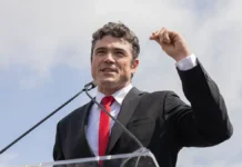 fbr rassleduet dzho kenta podderzhivayushhego trampa na fone uspehov -onlymainnews-ru-0