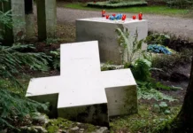 perezahoronenie stepana bandery i chto ob etom skazal zelenskij-onlymainnews-ru-0