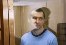 ekspolkovnik mvd dmitrij zaharchenko hochet na svo cherez sud-onlymainnews-ru-0