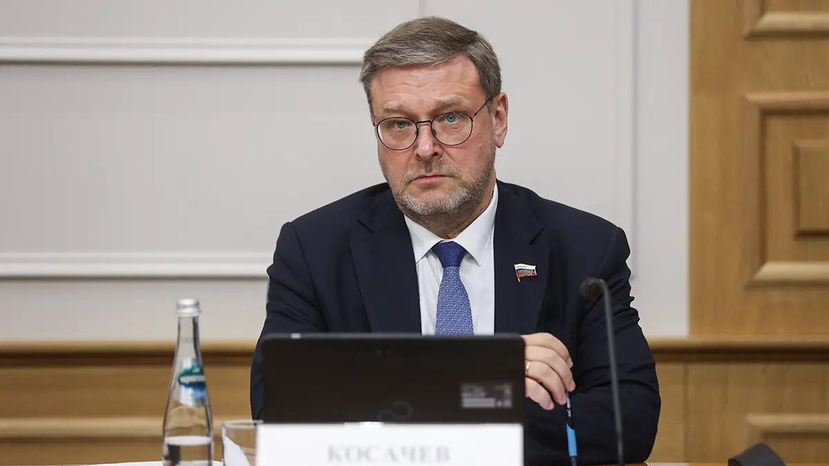Сенатор Косачев: Лидерам ЕС придется ответить за «поцелуи» и связи с Зеленским