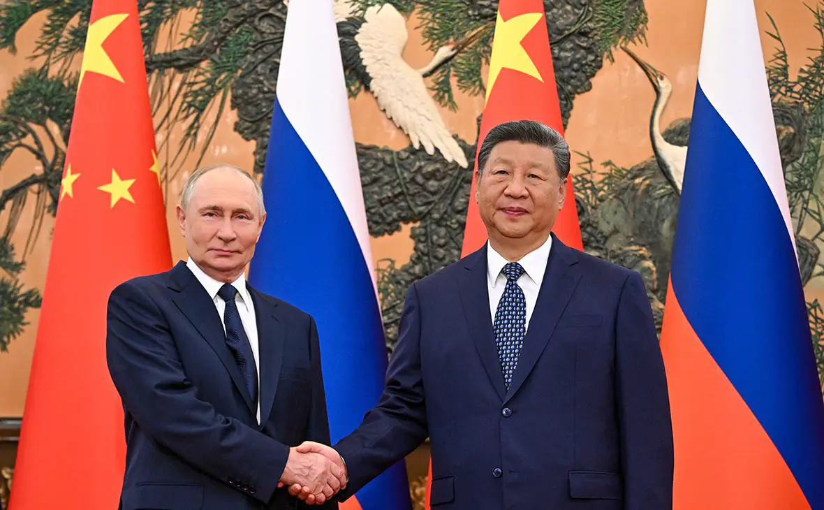 Владимир Путин и Си Цзиньпин (Сергей Бобылев / ТАСС)