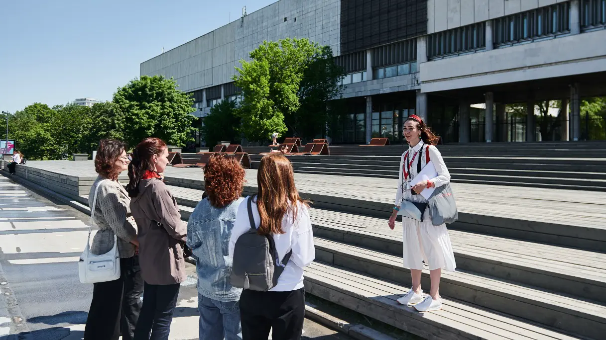 Сергунина: Москвичи выберут лучшие городские туристические маршруты