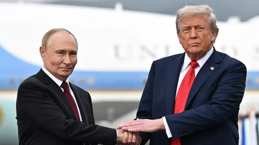 Путин и Трамп провели телефонный разговор