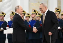 vladimir putin otmetil vklad andreya konchalovskogo v kulturu-onlymainnews-ru-0