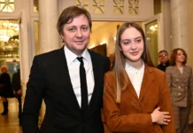 natalya mihalkova pokazala foto s muzhem i malenkim synom mishej-onlymainnews-ru-0