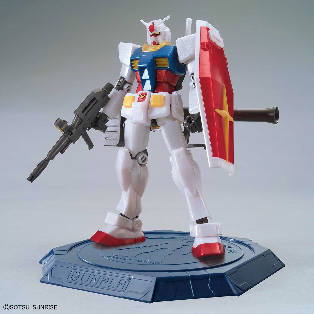 sbornaya-model-bandai-hg-1-144-rx-78-2-gundam-gloss-injection-ver.gnt-WAh