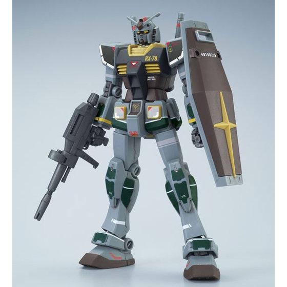 sbornaya-model-bandai-hg-1-144-rx-78-gundam-21st-century-real-type-ver.GvrYPlL