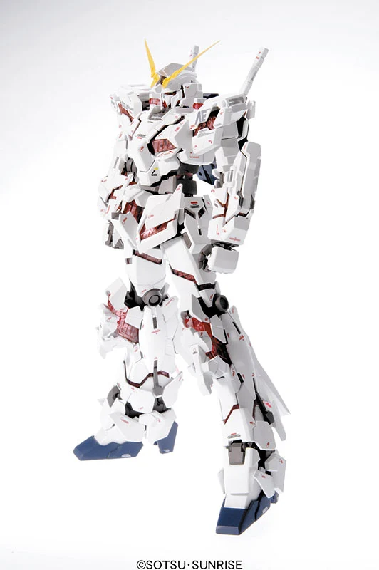 sbornaya-model-bandai-mg-1-100-rx-0-unicorn-gundam-ver.kaMGgitH8