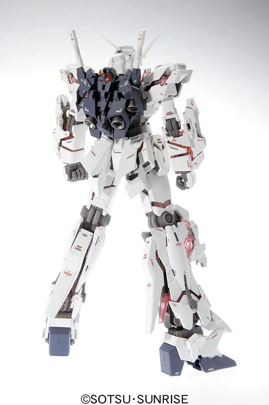 sbornaya-model-bandai-mg-1-100-rx-0-unicorn-gundam-ver.kaNkfI-e0