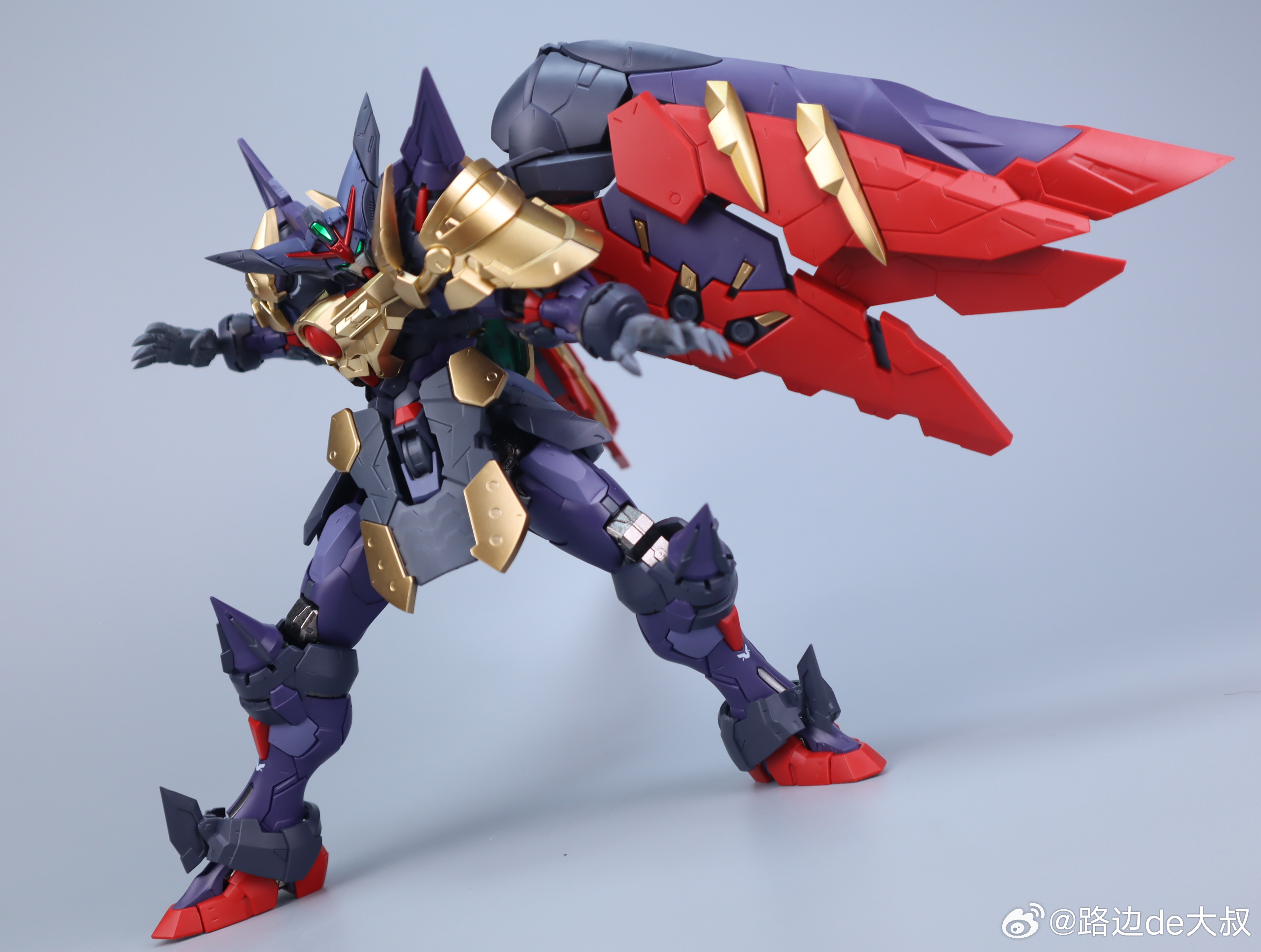 sbornaya-model-burning-soul-1-100-gundam-grandmaster-tenoh-bs01PCfxNcr