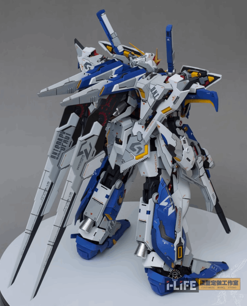 sbornaya-model-mechanicore-1-100-rx-105-xi-gundam9RMjSJh