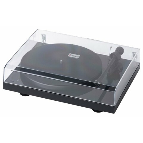 Виниловый проигрыватель Pro-Ject Debut III DC Piano OM5e