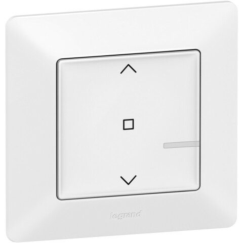 Умный выключатель Legrand 752191