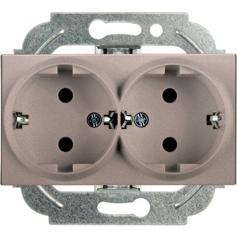 Электрическая розетка Panasonic Karre Plus & Arkedia Slim WKTT02052BR-RU