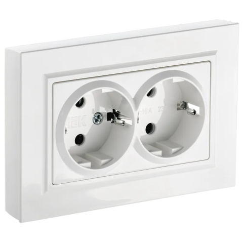 Электрическая розетка IEK BRITE BR-R21-16-K01-F