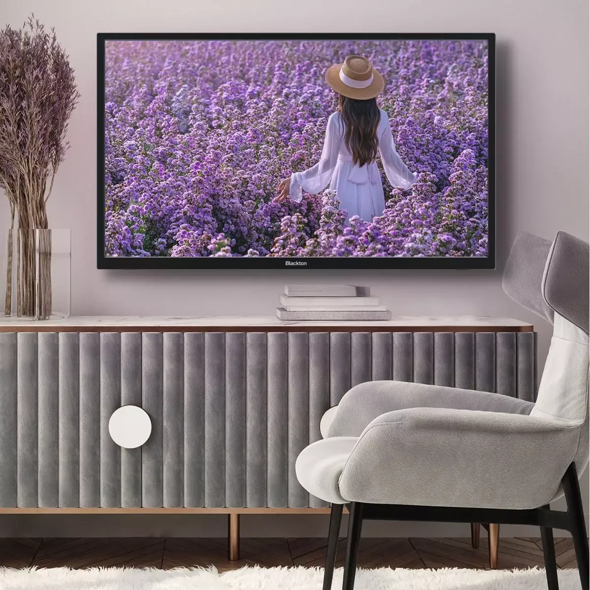 Телевизор LED 24" Blackton Bt 24FS32B Black 1366x768 HD Ready Smart TV 60 Гц 180 кд/м2