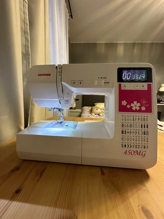 Швейная машина Janome 450MG белый