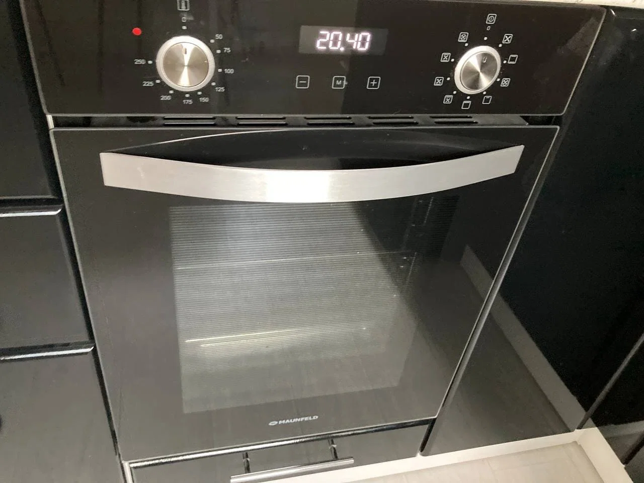 Духовой шкаф Электрический Maunfeld EOEM519B черный