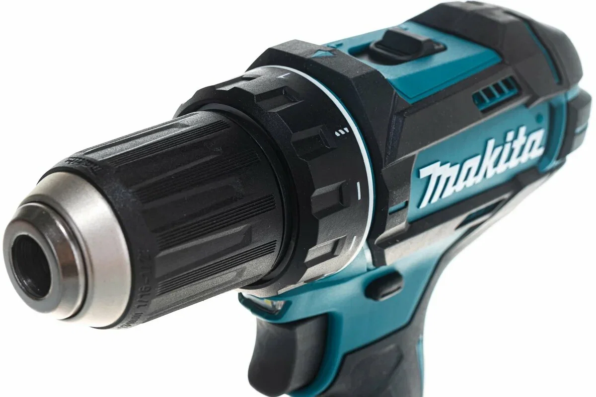 Дрель-шуруповерт Makita DDF482Z аккум. патрон:быстрозажимной