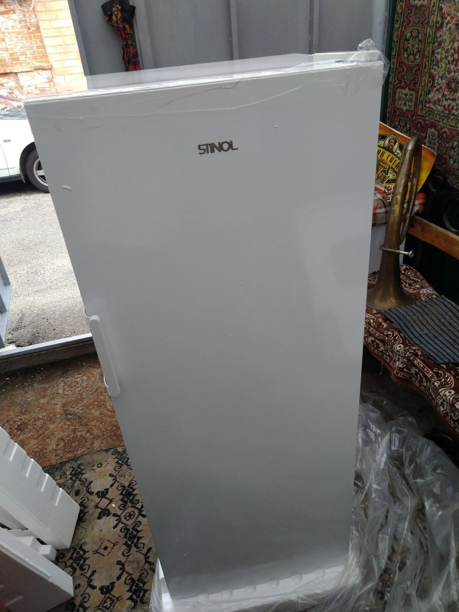 Морозильная камера Stinol STZ 175 F, белый, 250 л, 5 ящиков