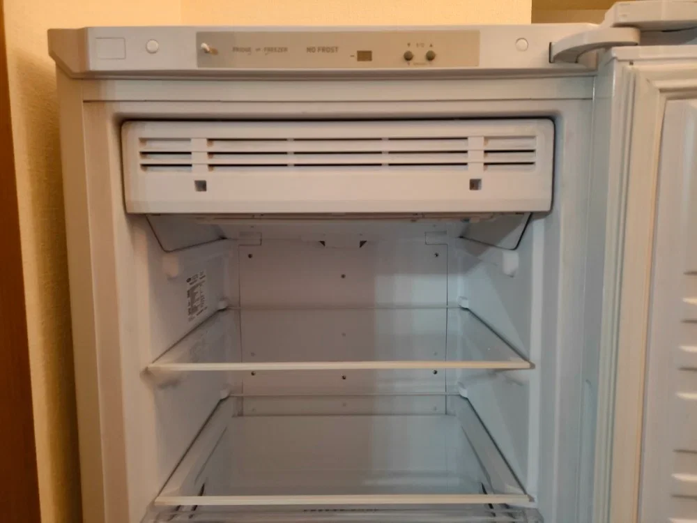 Морозильная камера Бирюса Б-6047SN, белый, 280л, 8 ящиков
