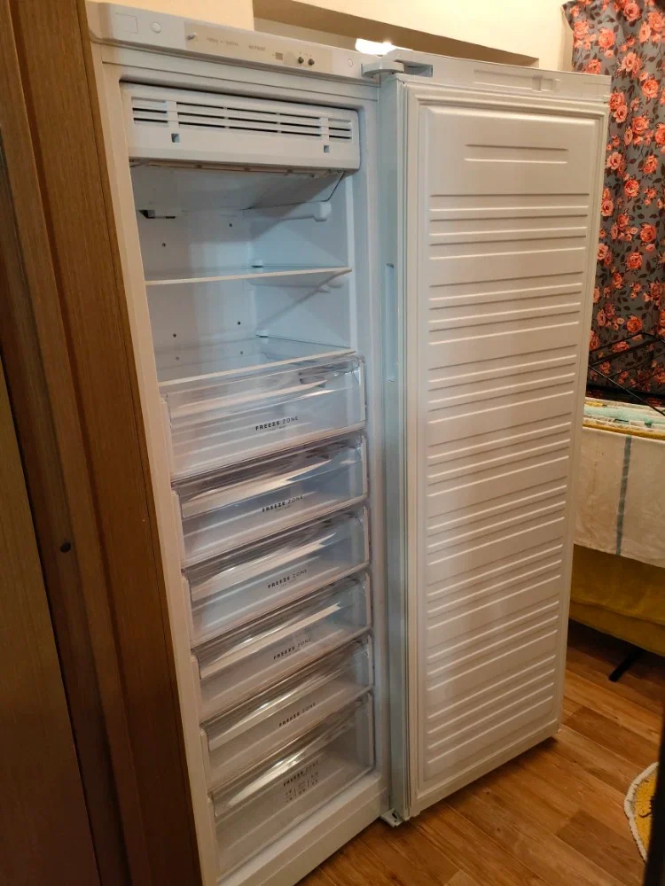 Морозильная камера Бирюса Б-6047SN, белый, 280л, 8 ящиков