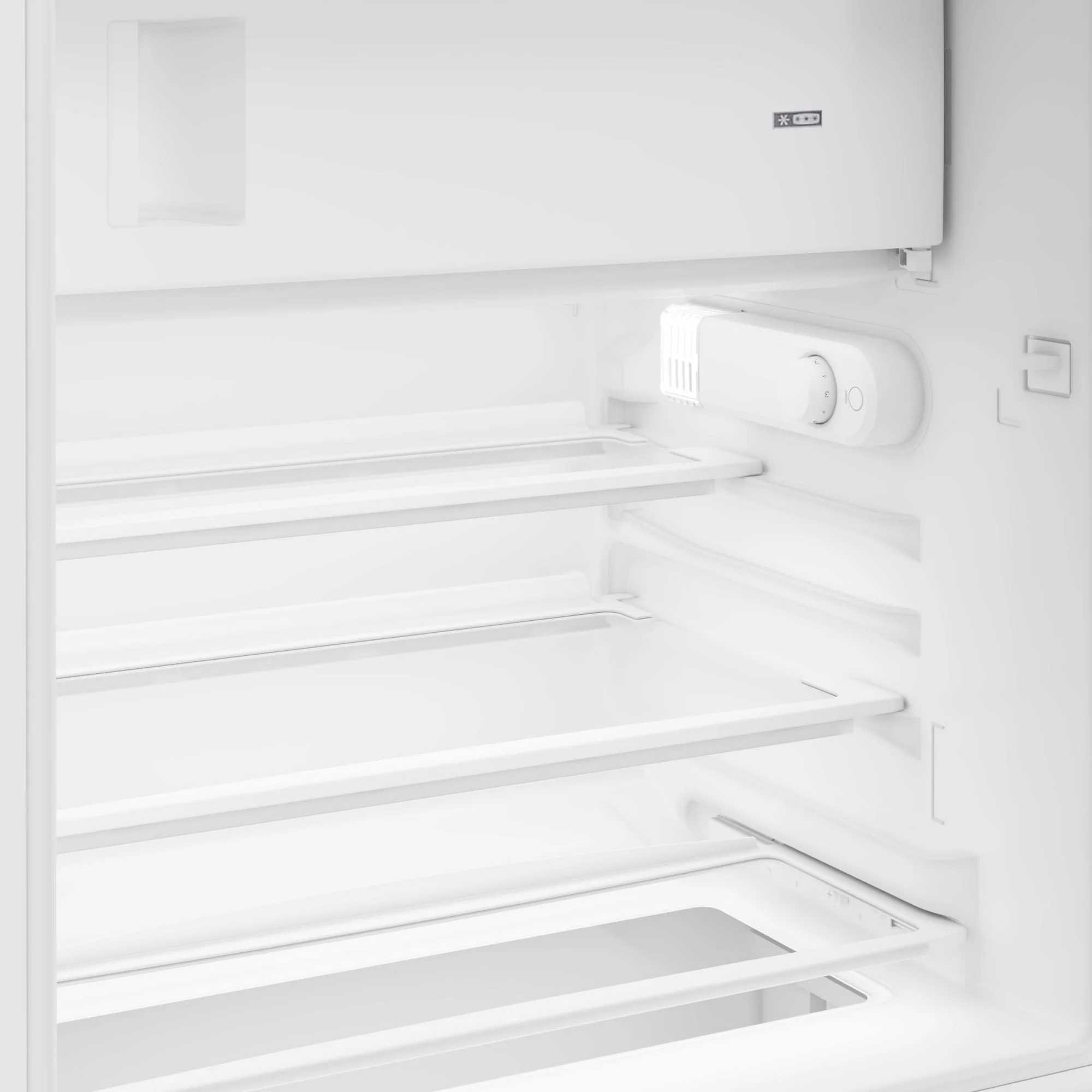 Встраиваемый однокамерный холодильник Indesit IBUD 109
