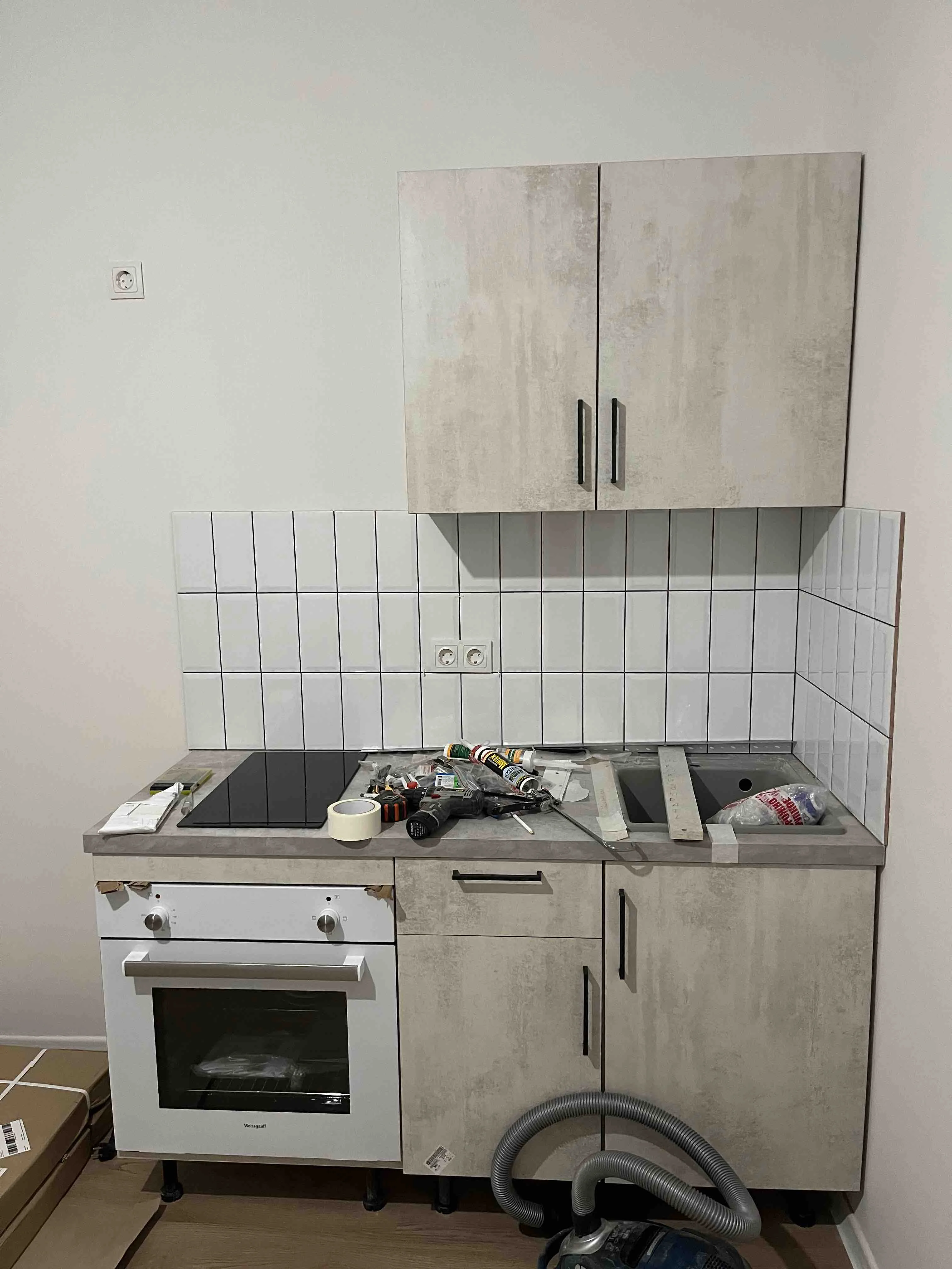 Духовой шкаф Электрический Weissgauff EOM 180 W белый