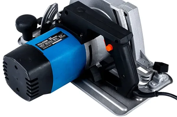 Пила дисковая WorkMaster ПЦ-2300 (2300Вт, D диска 200мм, пропил 65мм. 5500 об/мин)