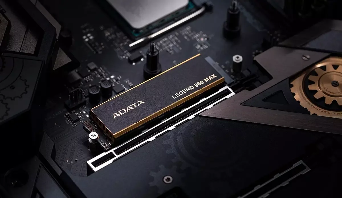 Твердотельный диск 1TB A-DATA LEGEND 960, M.2 2280, PCI-E 4x4, [R/W -7400/6000 MB/s] 3D-NAND TLC (Works with PS5)