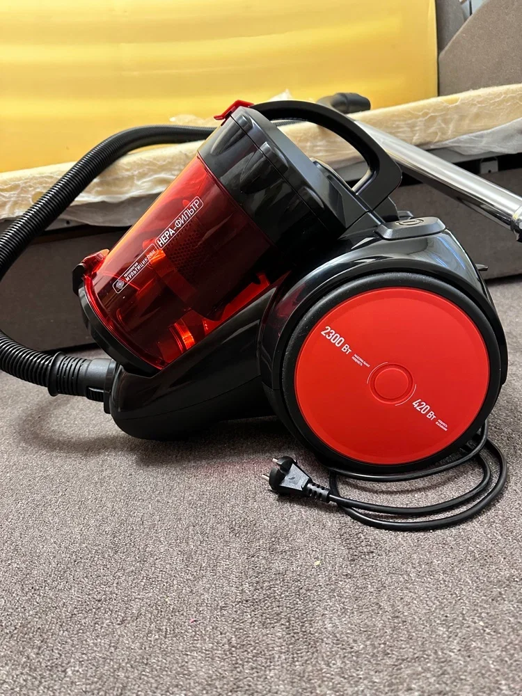 Пылесос напольный Centek CT-2524 Black/Red