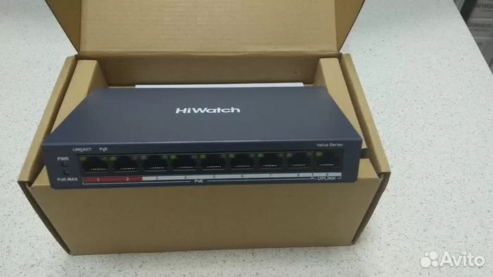 Коммутатор Hikvision HiWatch DS-S908P(B)