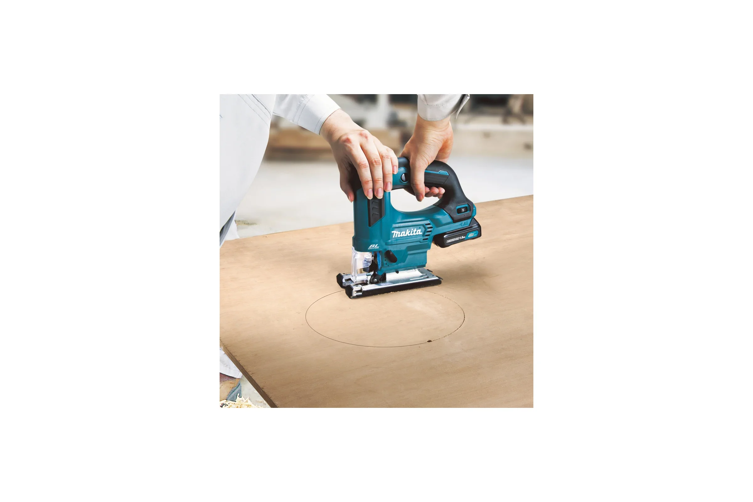 Лобзик Makita JV103DZ 3000ходов/мин от аккумулятора