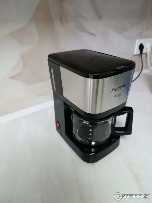 Кофеварка Pioneer CM040D 600 Вт 0.75 л стекло; нержавеющая сталь