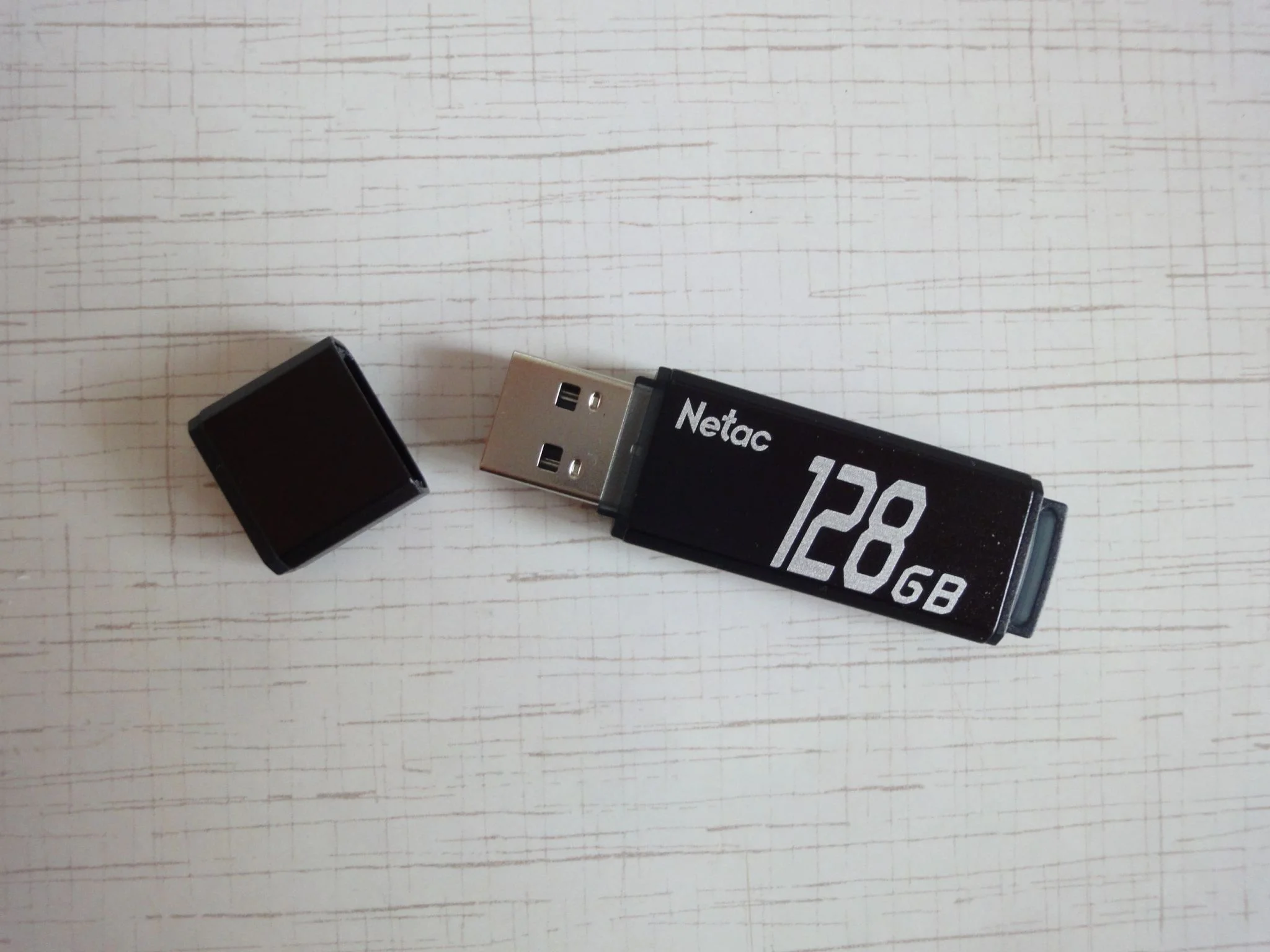 USB-флешка NeTac U351 USB2.0 128GB NT03U351N-128G-20BK