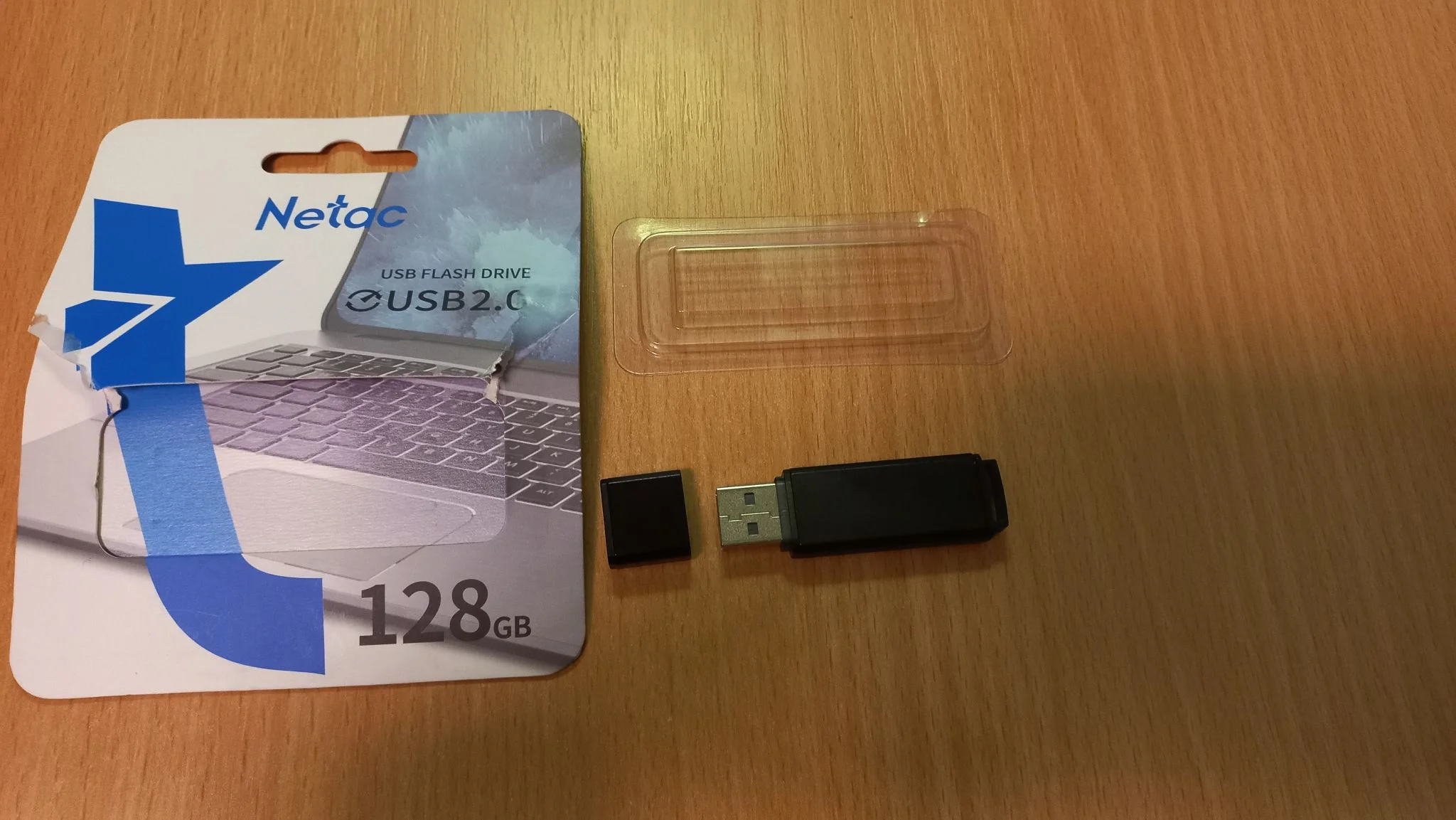 USB-флешка NeTac U351 USB2.0 128GB NT03U351N-128G-20BK