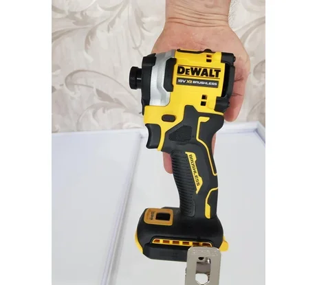 Шуруповерт DeWalt DCF850N-XJ аккум. патрон:шестигр.1/4"