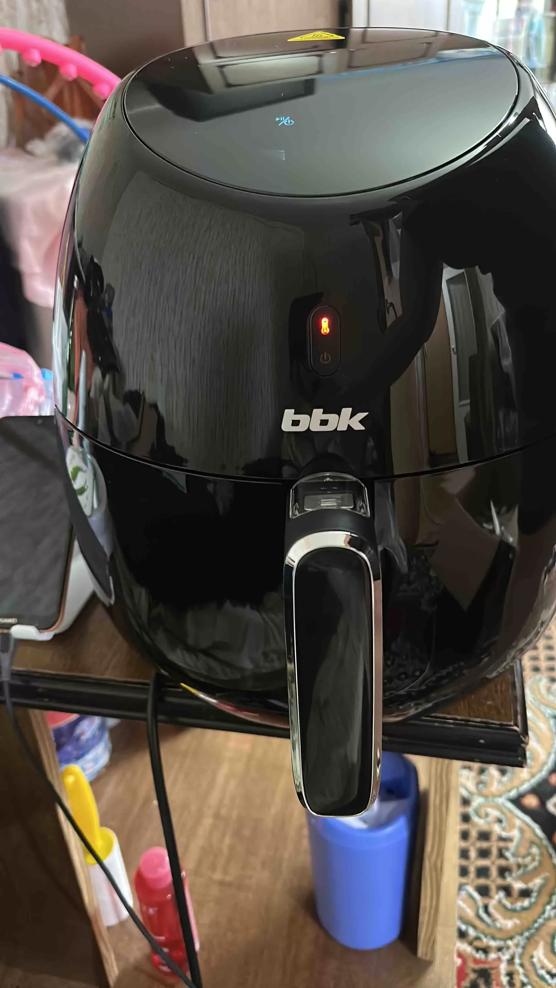 Аэрогриль BBK AF505D черный