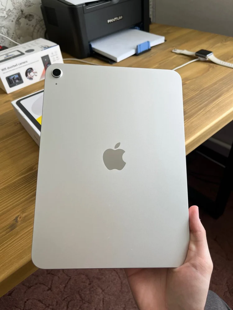 Планшет Apple iPad 2025 A3354, 11", 6ГБ, 128ГБ, iOS, желтый