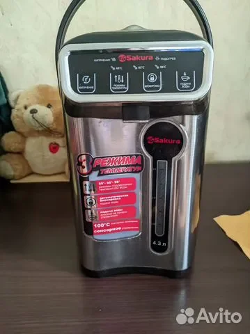 Термопот Sakura SA-1304BS Мощность 750 Вт. Объем: 4,3 л, Сенсорное управление, 3 температурных режима