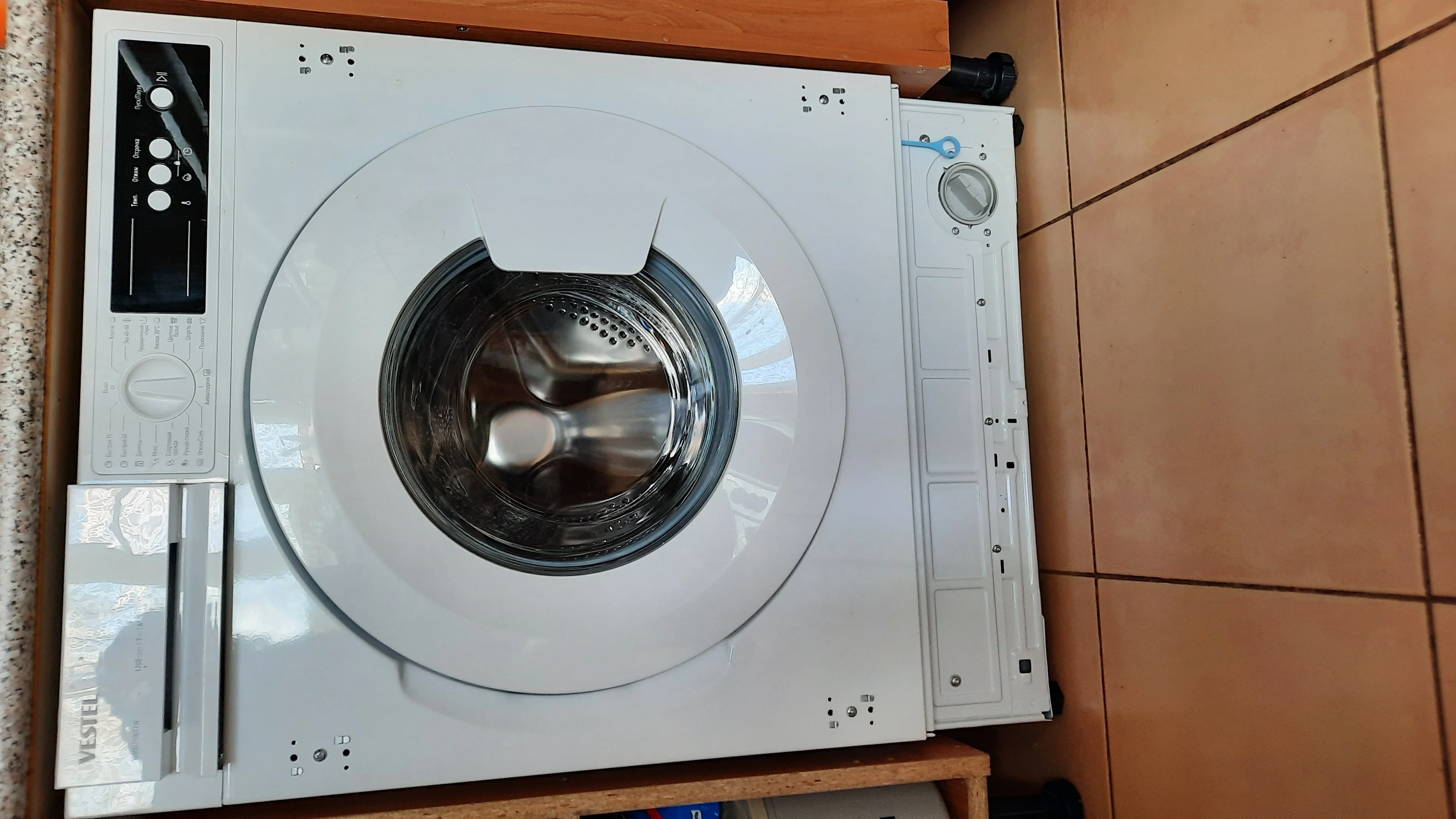 Встраиваемая стиральная машина Vestel WMBI7100T1W