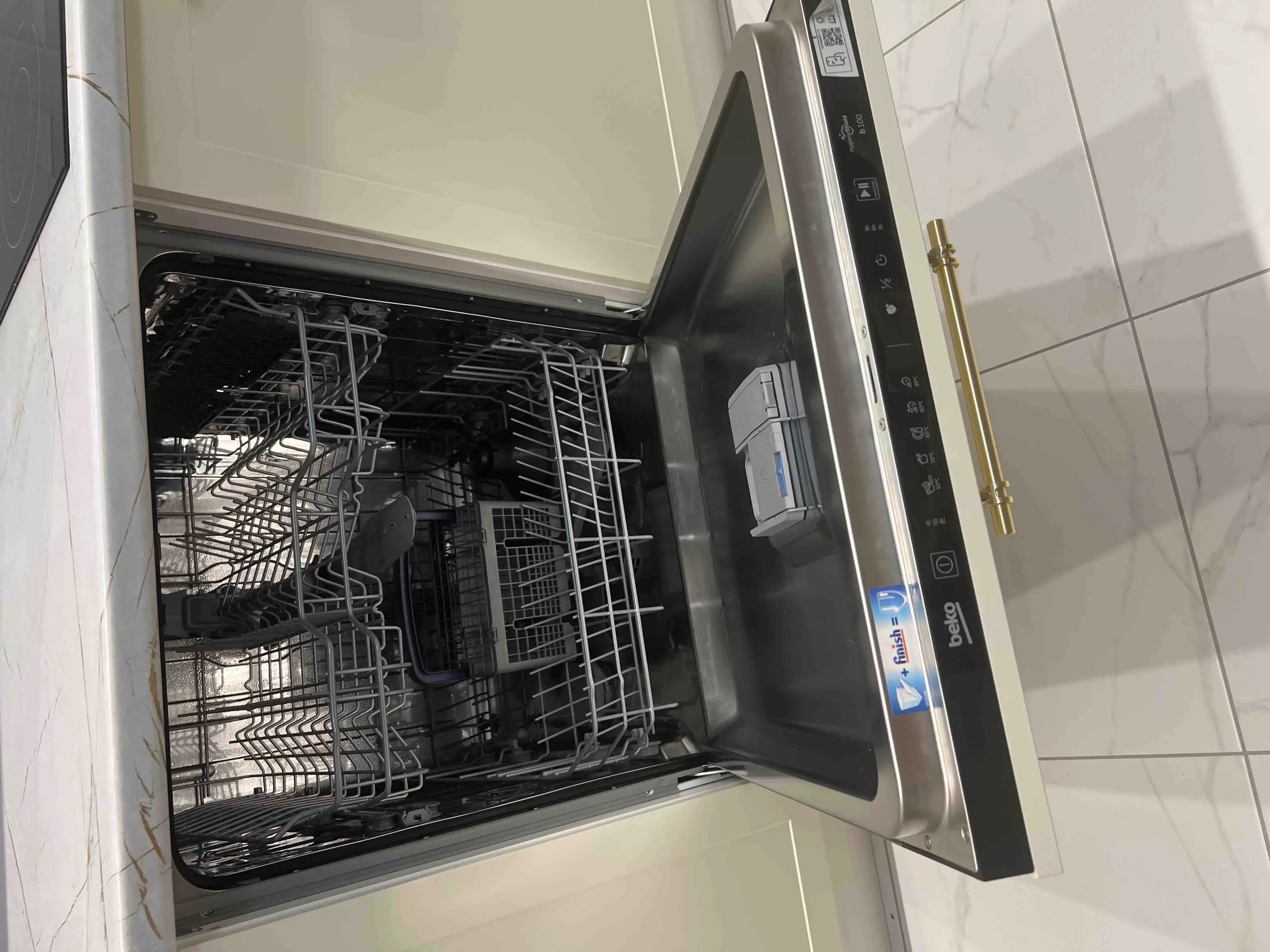 Встраиваемая посудомоечная машина Beko BDIN15320