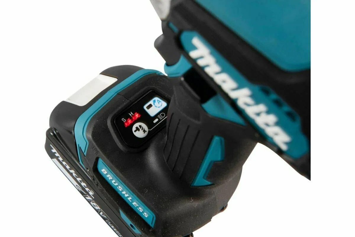 Шуруповерт Makita DTD157Z аккум. патрон:шестигр.1/4"