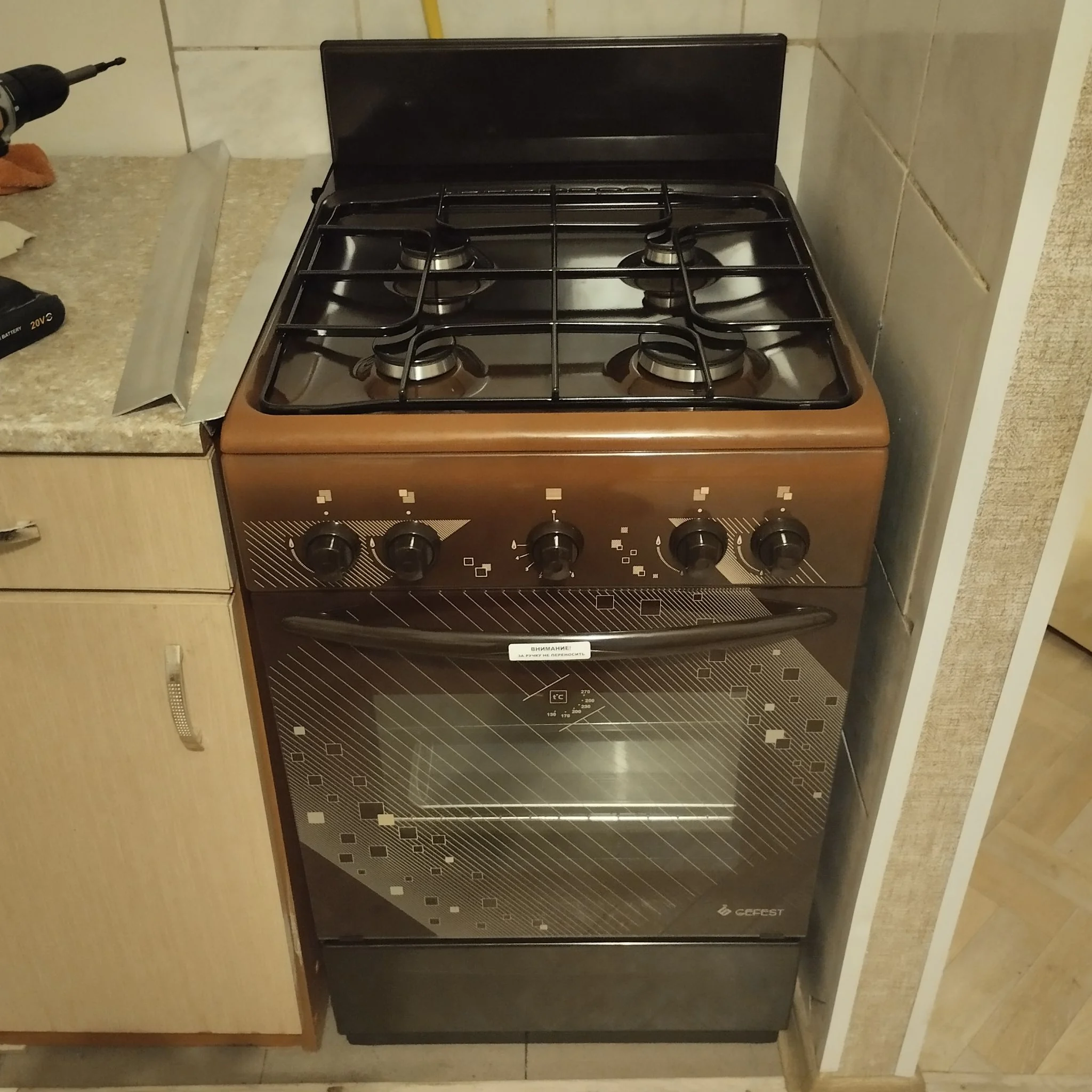 Плита газовая Gefest 5100 0018 10638001 коричневый ГК 85*58,5*50см 4 газ.когф. духовка 52л.газ