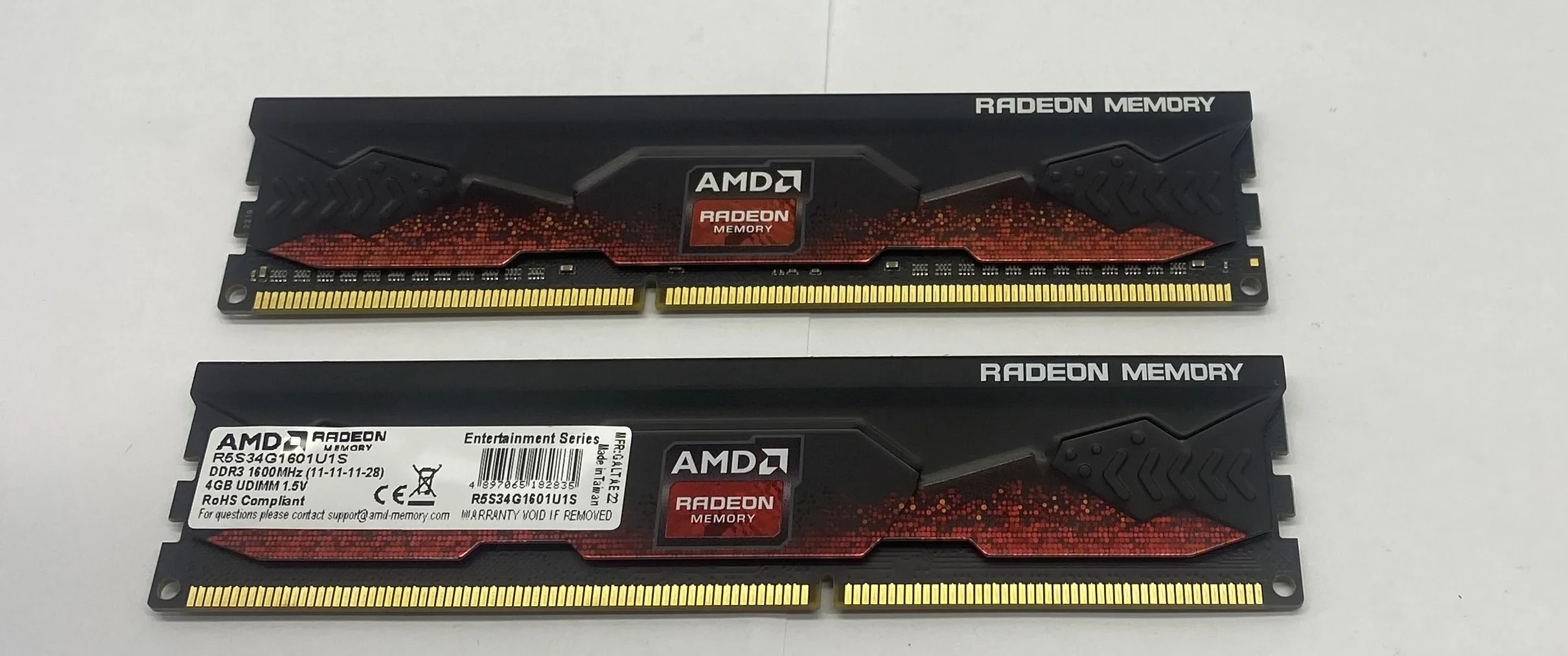 Оперативная память AMD Radeon R5, DDR3, 4GB, (1x4GB,), 1600MHz, CL11, SO-DIMM