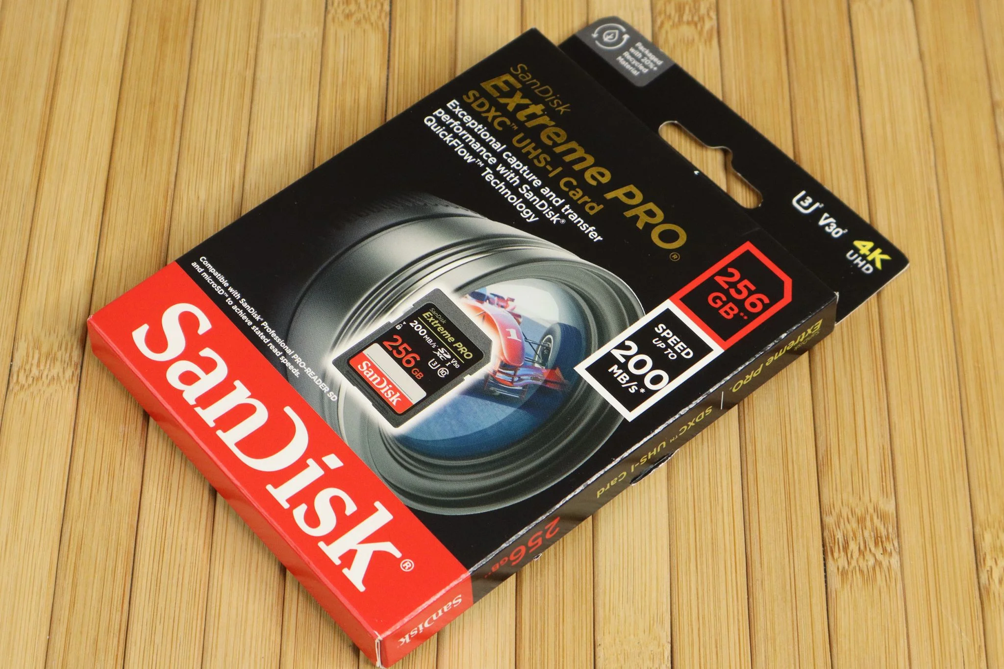 Флеш карта SD 256GB SanDisk SDXC Class 10 V30 UHS-I U3 Extreme, 180MB/s